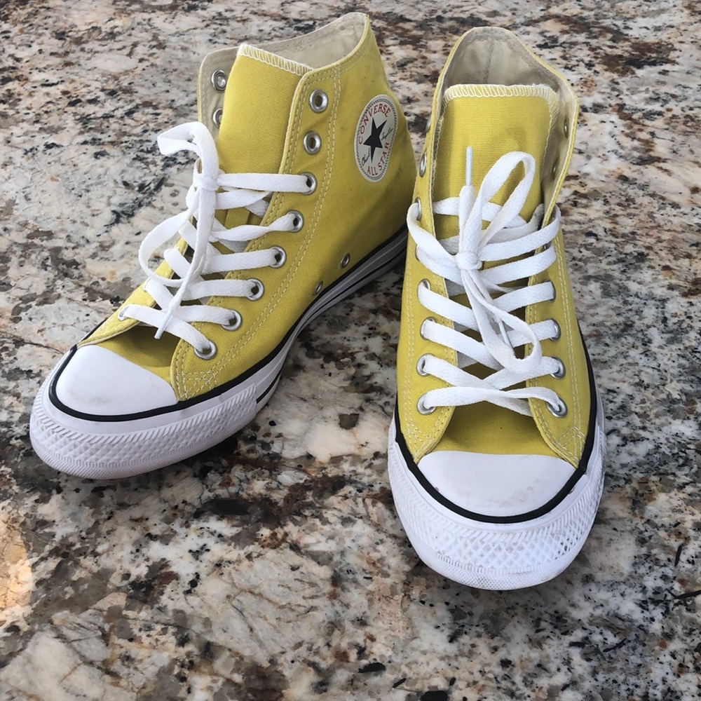 Yellow Converse All Stars